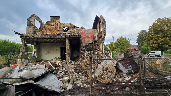 в Балаклії дрони пошкодили житлові та нежитлові будівлі